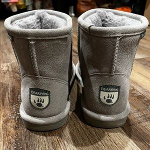 BEARPAW Women's Alyssa ankle boot